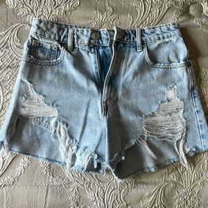 Zara size 2 distressed denim shorts